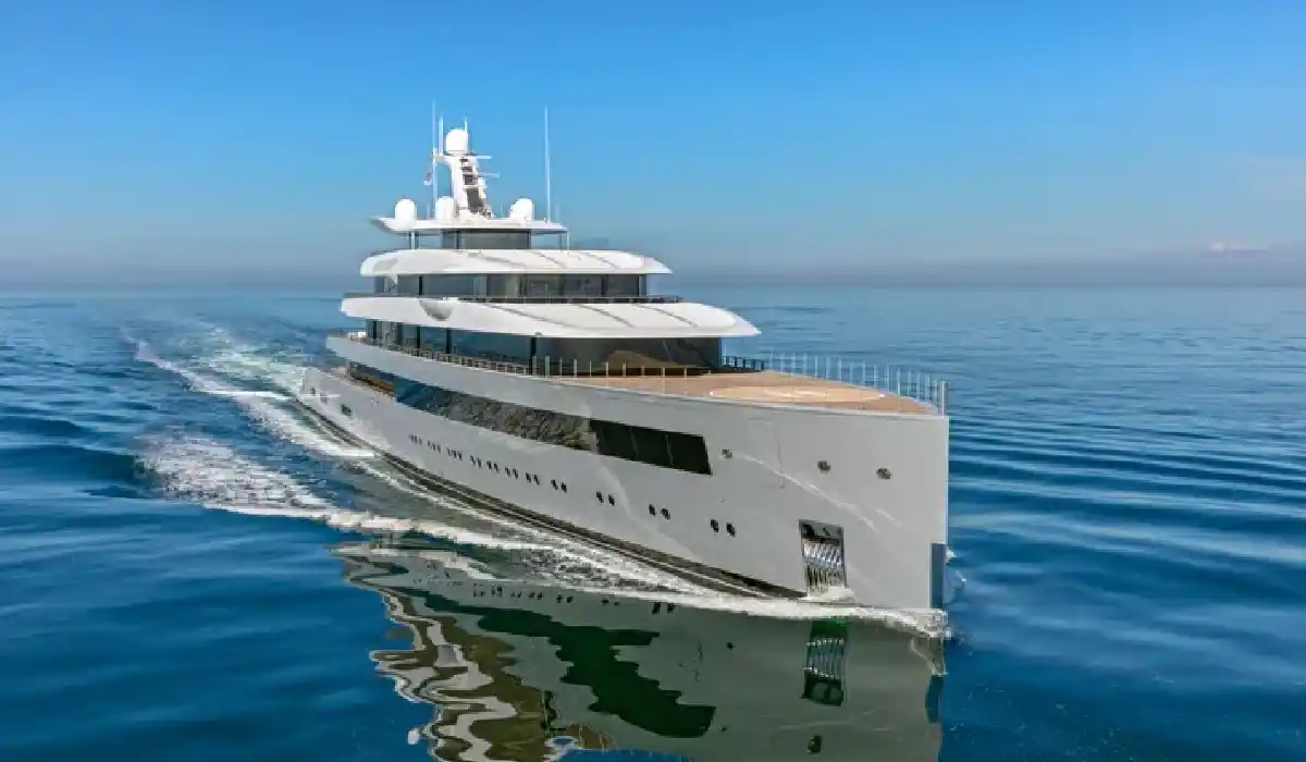 Feadship - Moonrise - Best Yacht Rentals - Best Preowned Yachts - Exclusive Concierge Club.webp